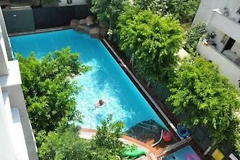 Blue Lagoon 말마리스