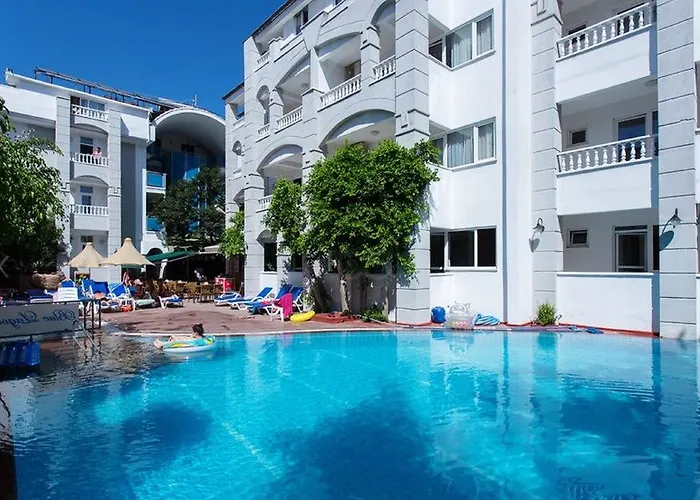 Szálloda Blue Lagoon 3*