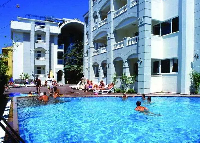 Отель Blue Lagoon