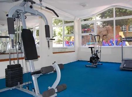 Отель Blue Lagoon 3*